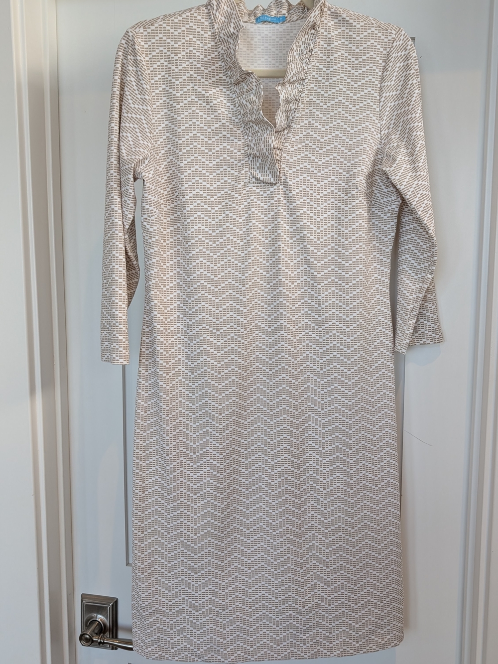 J.McLaughlin Catalina Cloth Shift Dress Size M Taupe White Geometric